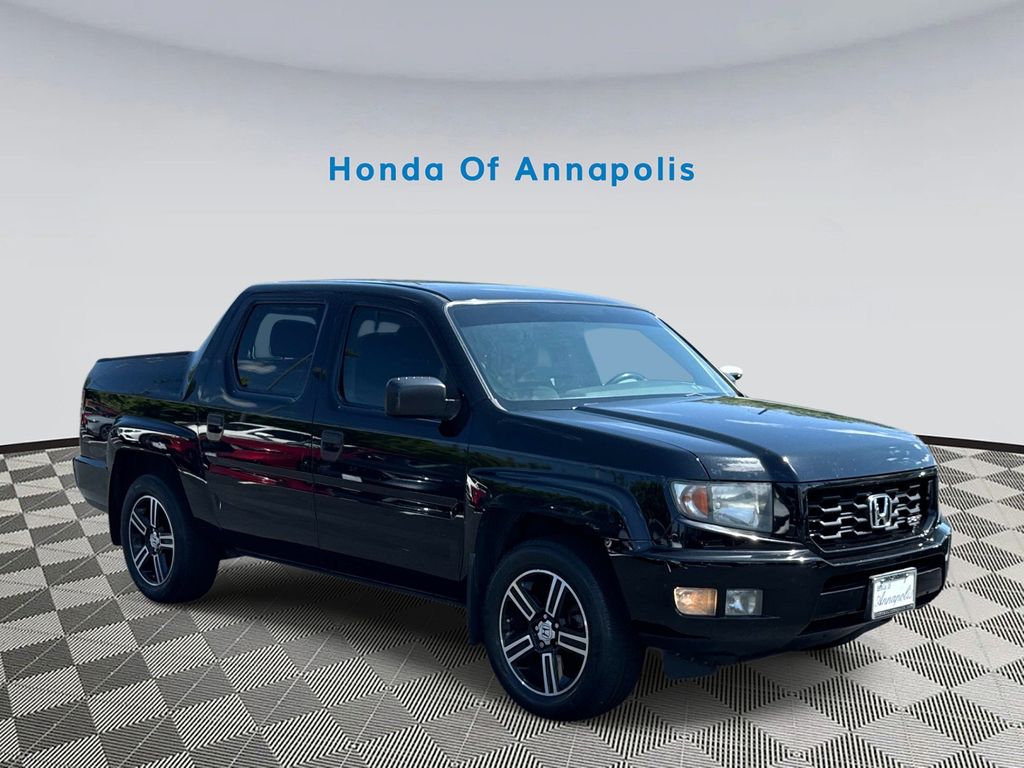 Black 2014 Honda Ridgeline Pickup Truck Four-Wheel Drive 5-Speed Automatic