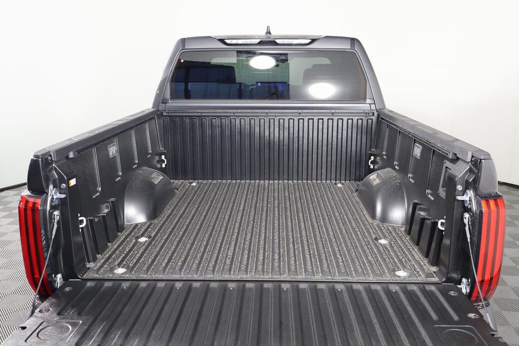 2025 Toyota Tundra SR5 8