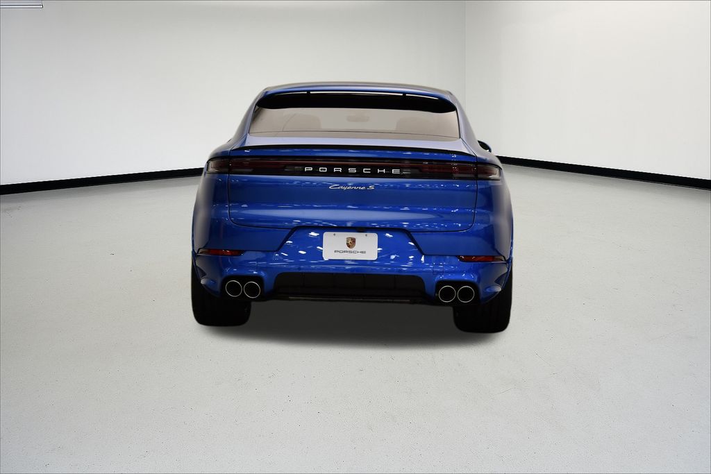 Thumbnail: 2025 Porsche  - 6