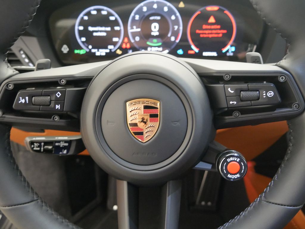 Thumbnail: 2026 Porsche 911 - 21