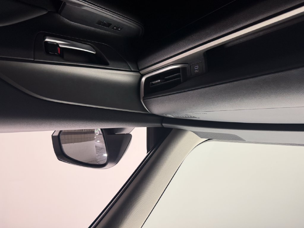Thumbnail: 2025 Toyota Grand Highlander - 28