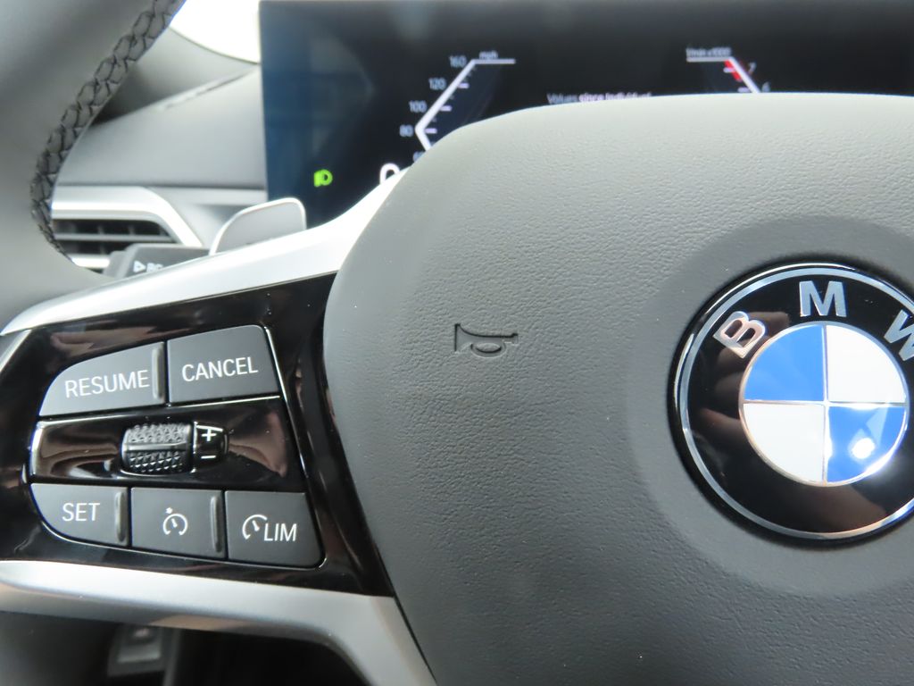 Thumbnail: 2026 BMW 3 Series - 11