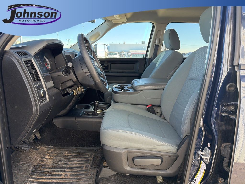 2013 RAM 2500 Tradesman Crew Cab LB 4WD