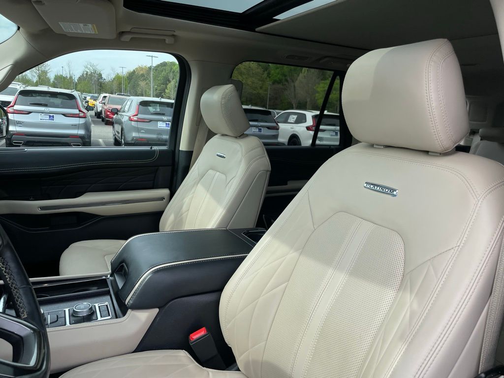 Thumbnail: 2023 Ford Expedition - 25