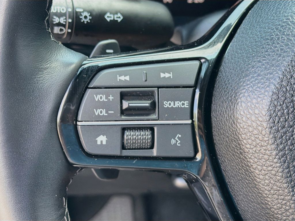 Used 2026  Honda Sport image 13