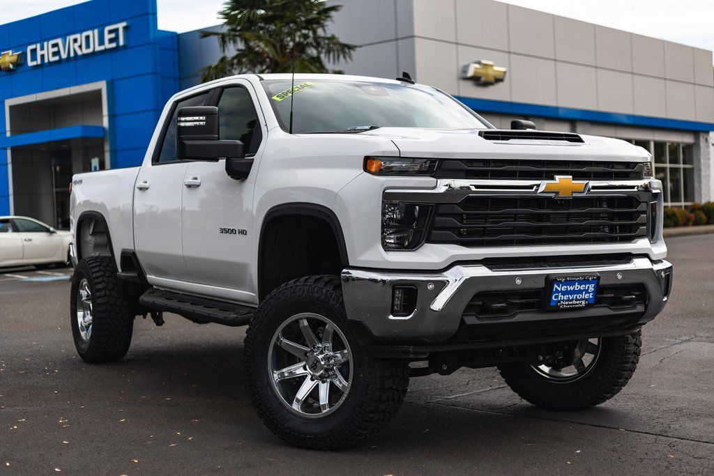 2025 Chevrolet Silverado 3500HD