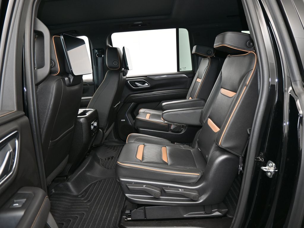 Used 2022 Onyx Black GMC AT4 image 44