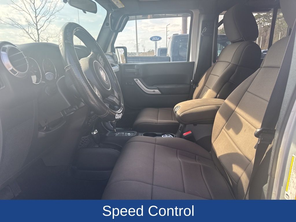 2012 Jeep Wrangler Unlimited Sahara