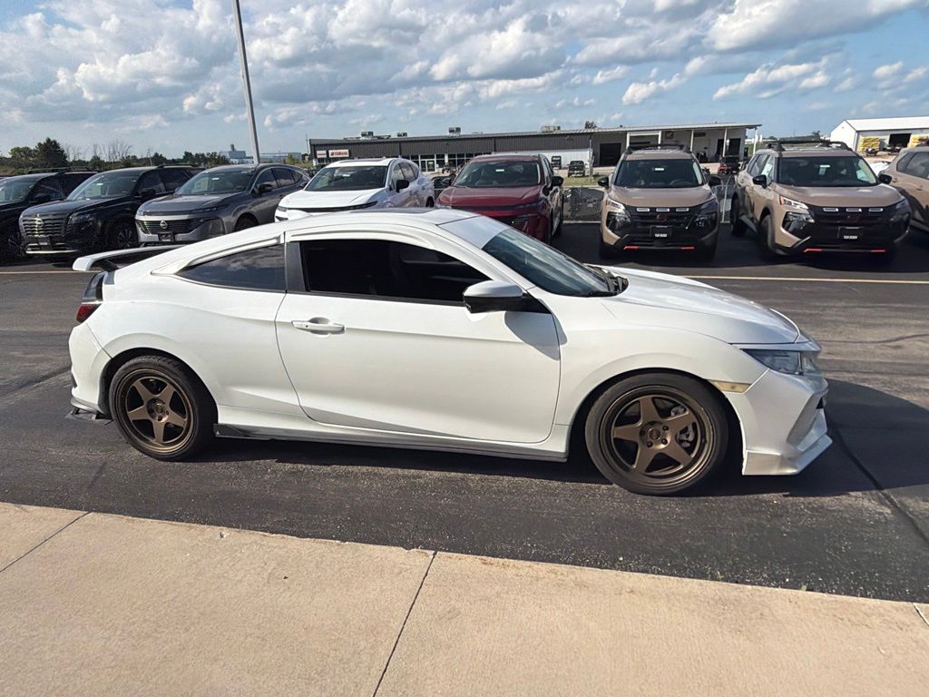 White 2019 Honda Civic Coupe Coupe Front-Wheel Drive 6-Speed Manual