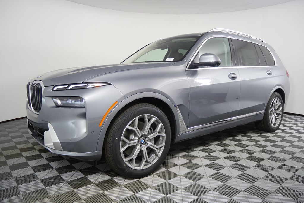 Thumbnail: 2026 BMW X7 - 7