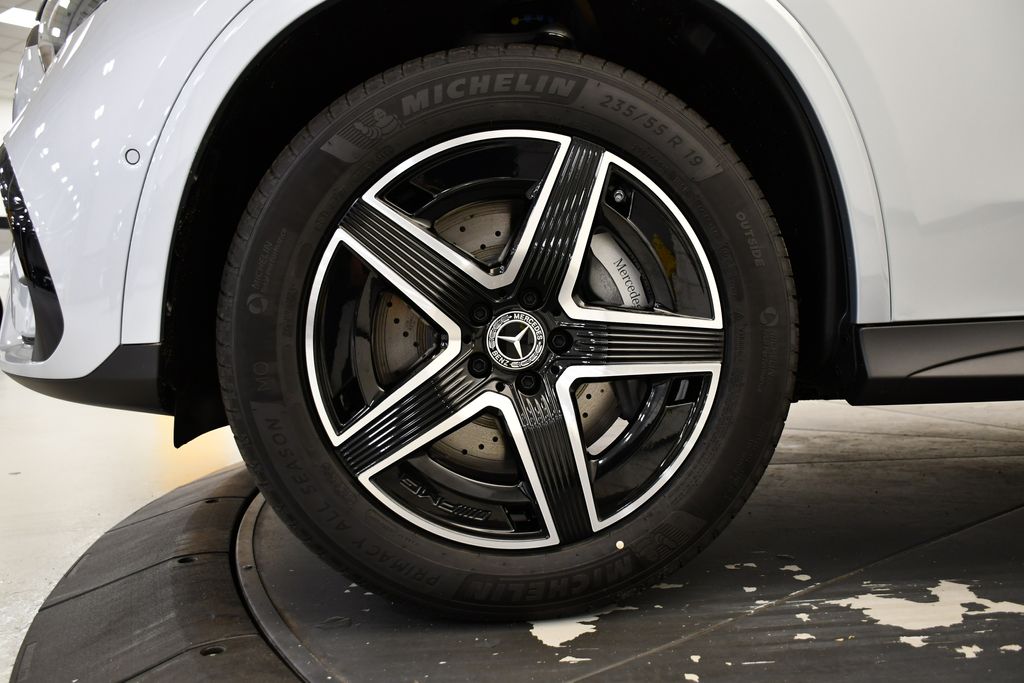 Thumbnail: 2026 Mercedes-Benz GLC - 13