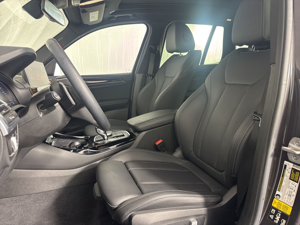 Thumbnail: 2023 BMW X3 - 14