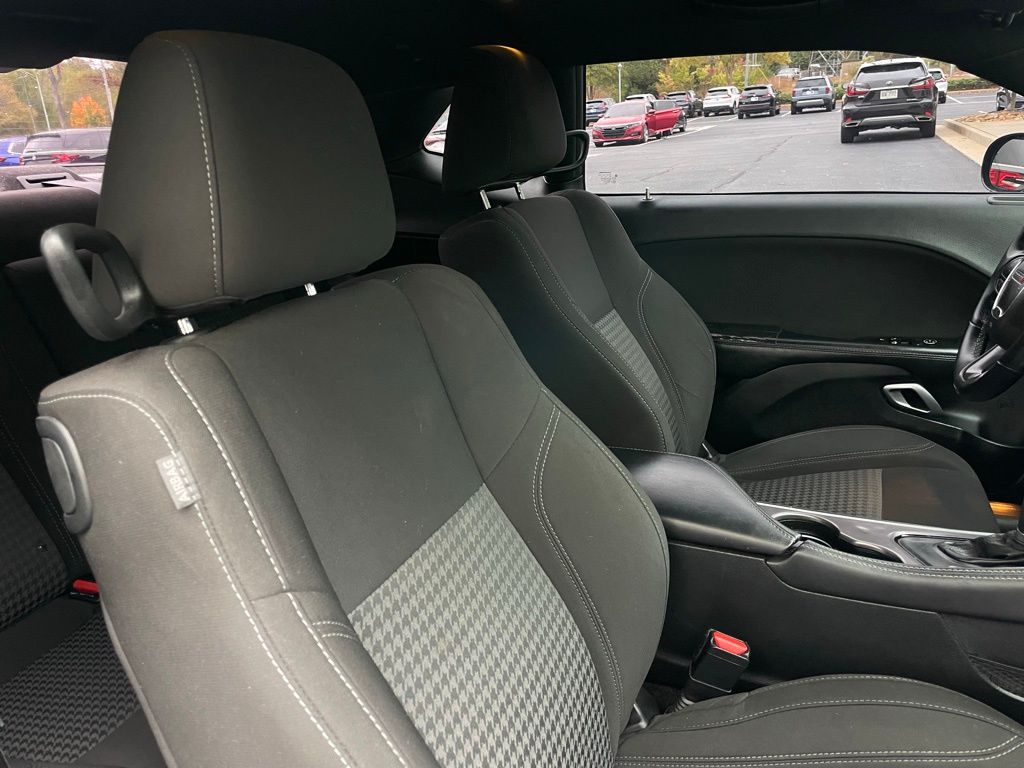 Thumbnail: 2020 Dodge Challenger - 29