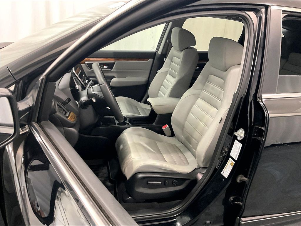 2020 Honda CR-V — photo 10