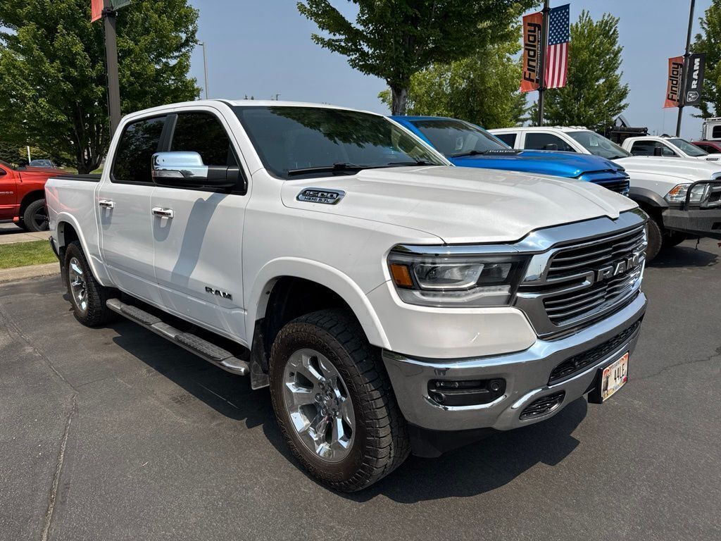 Ivory White Tri-Coat Pearlcoat 2019 RAM 1500 Pickup Truck Four-Wheel Drive 8-Speed Automatic