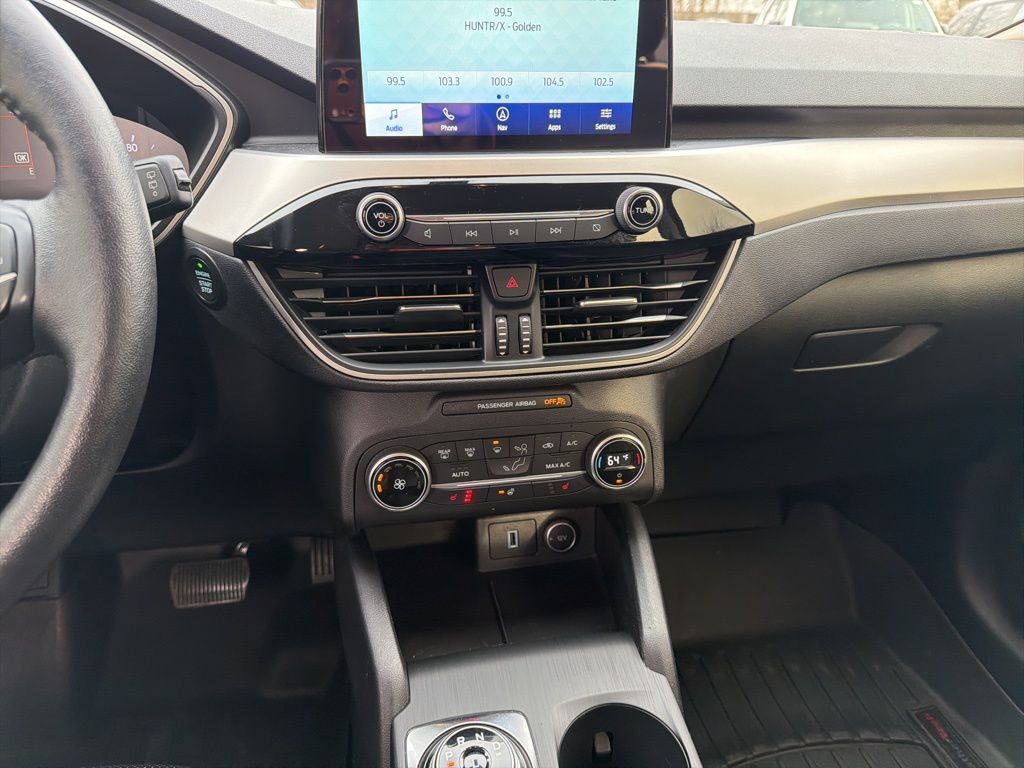 Thumbnail: 2020 Ford Escape - 14