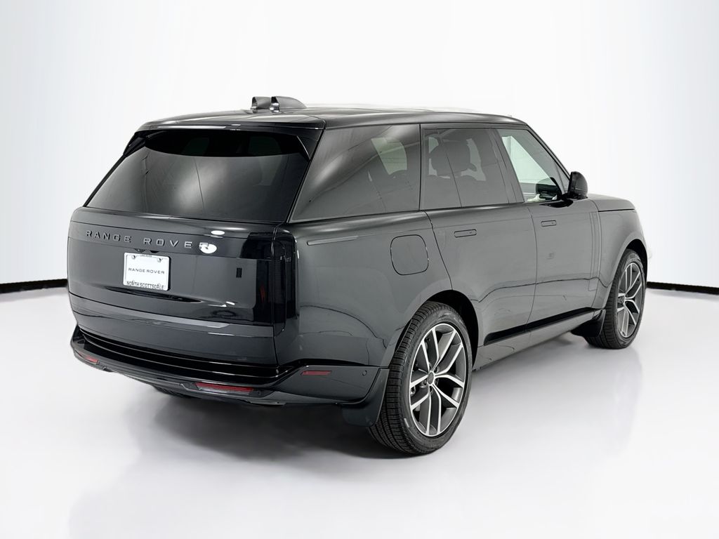 Thumbnail: 2026 Land Rover Range Rover - 5