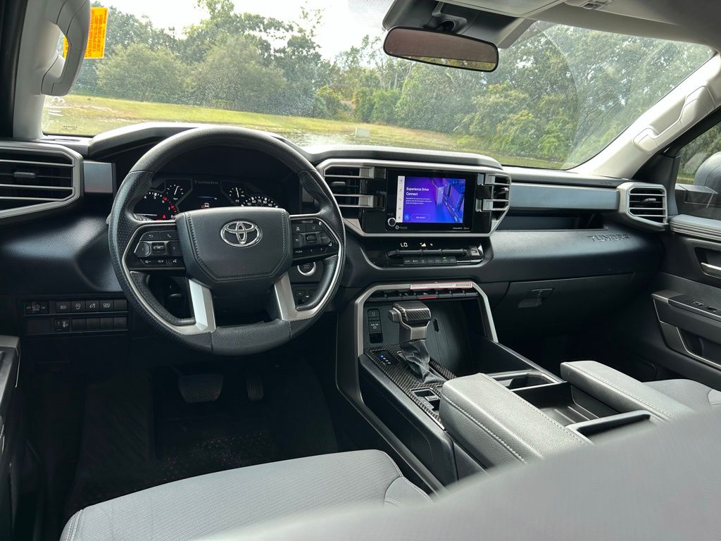 Thumbnail: 2024 Toyota Tundra - 12