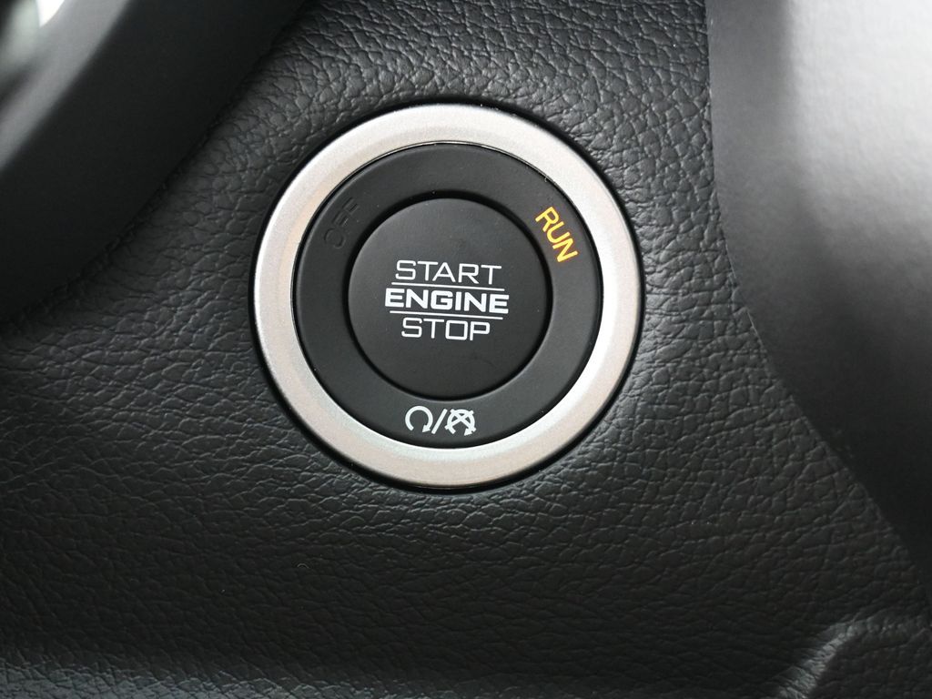 New 2026 Bright White Clearcoat Ram Laramie image 27