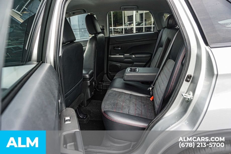 Used 2024 Black Mitsubishi 2.0 SE image 20