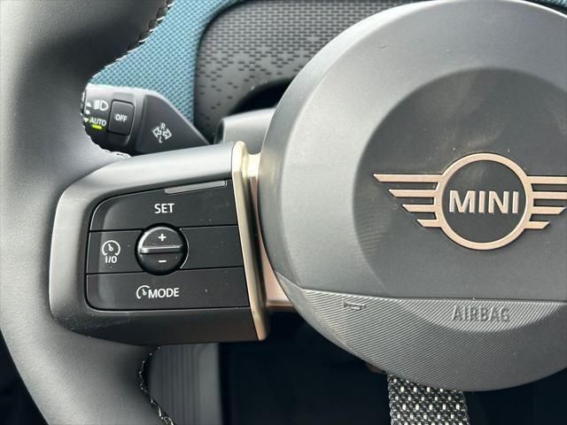 Thumbnail: 2026 MINI Cooper Countryman - 17