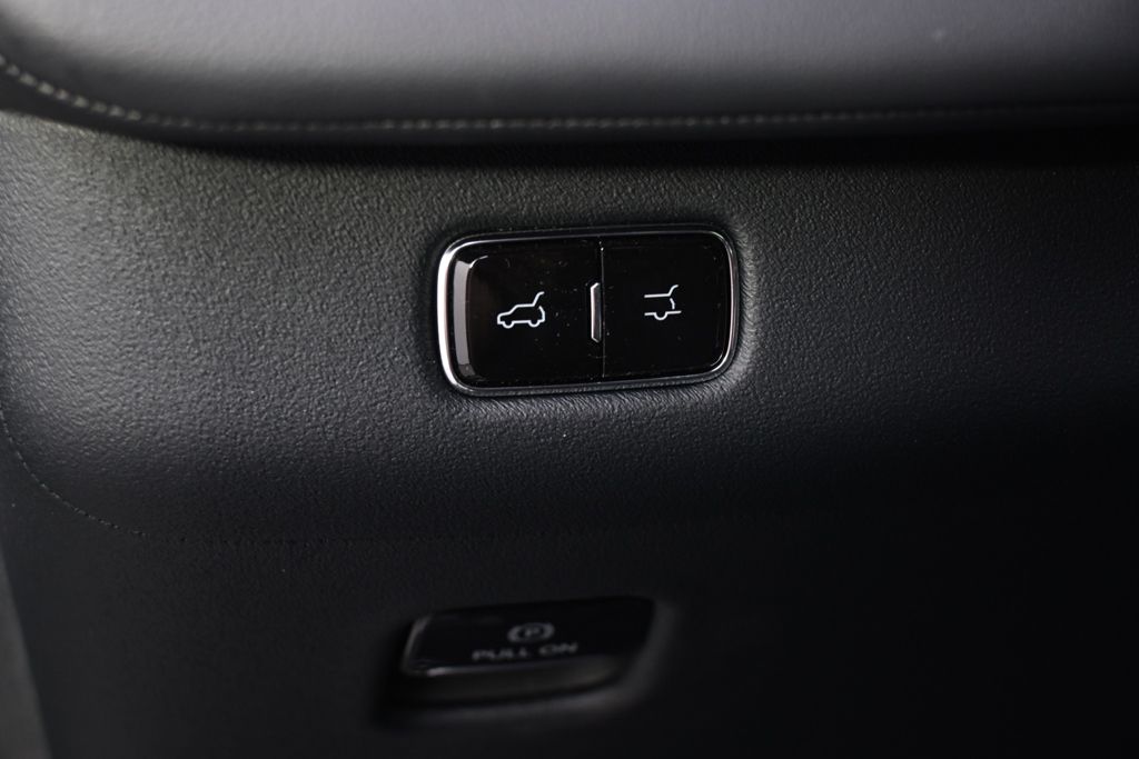 New 2026 White Lincoln Reserve image 25