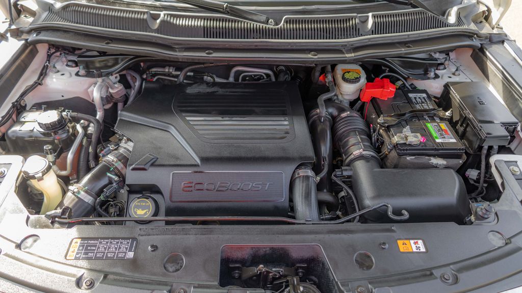 Used 2016 Ford Explorer Platinum 4D Sport Utility