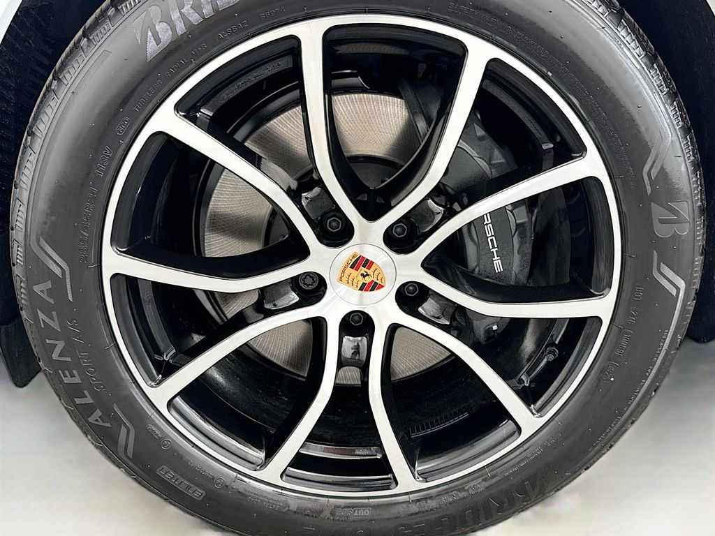 Thumbnail: 2026 Porsche Cayenne - 31