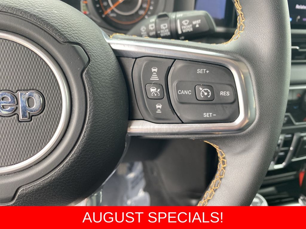 Used 2025 Jeep Wrangler SUV