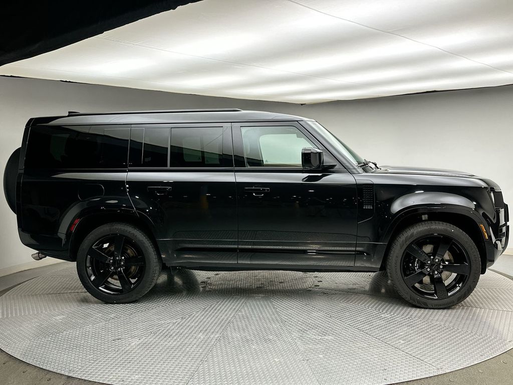 Thumbnail: 2026 Land Rover Defender - 12