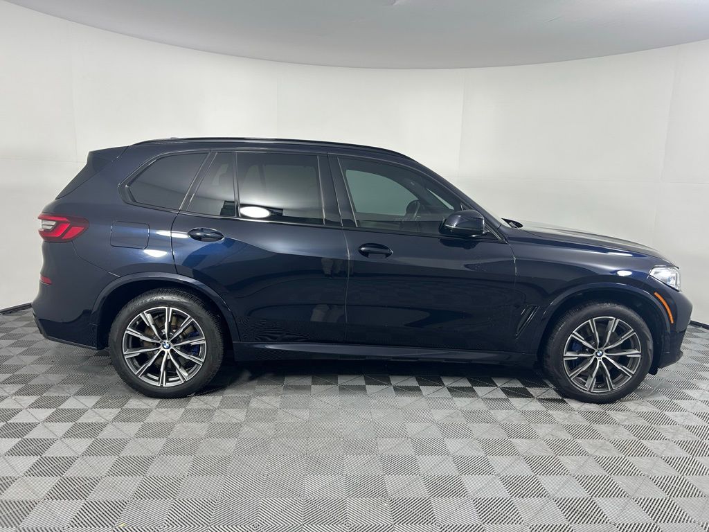 Thumbnail: 2023 BMW X5 - 4