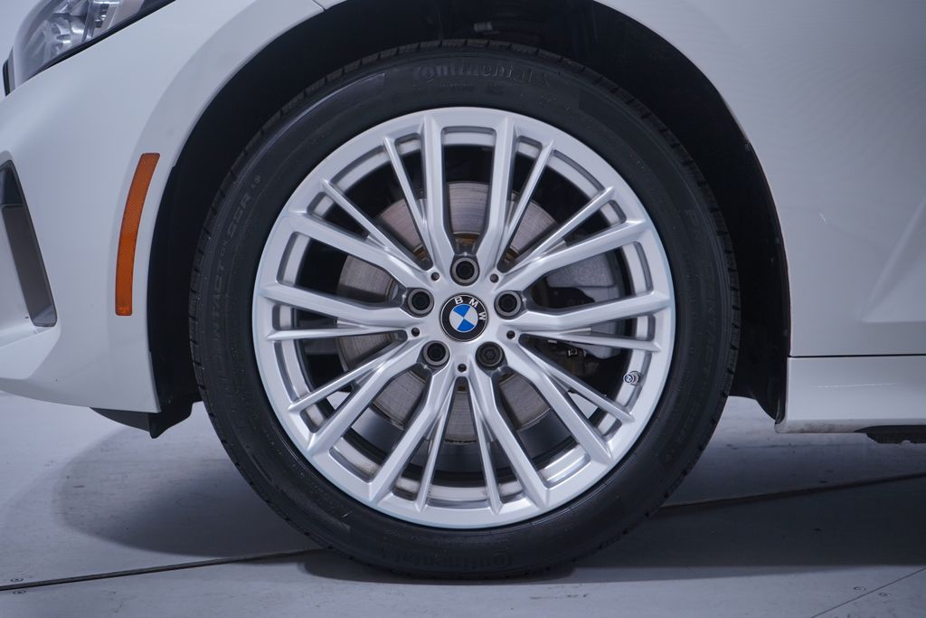 Thumbnail: 2023 BMW 3 Series - 2