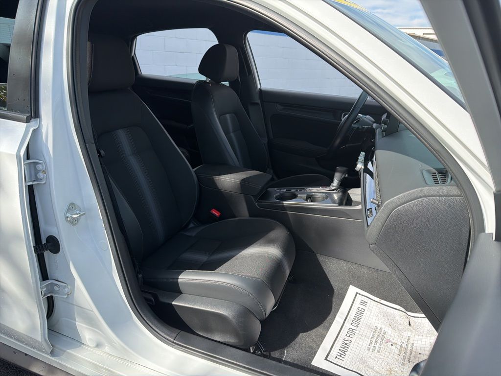 Thumbnail: 2023 Honda Civic - 24