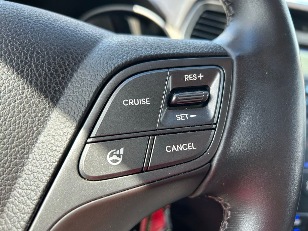 Thumbnail: 2013 Hyundai Santa Fe - 19