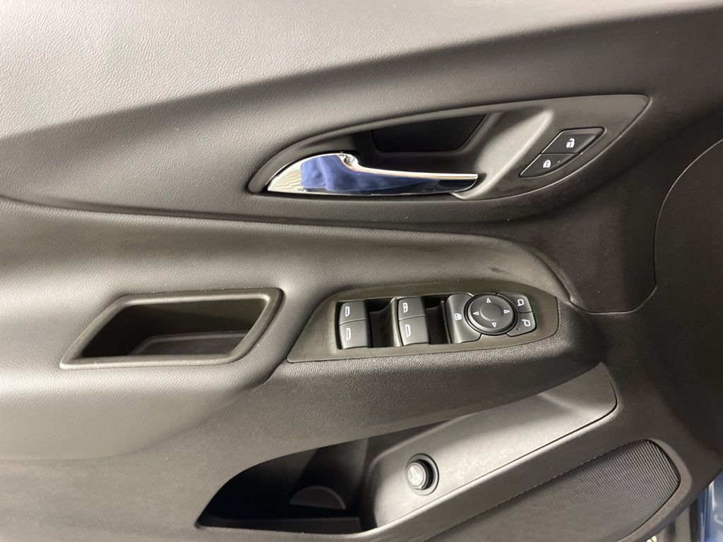 Thumbnail: 2024 Chevrolet Equinox - 26