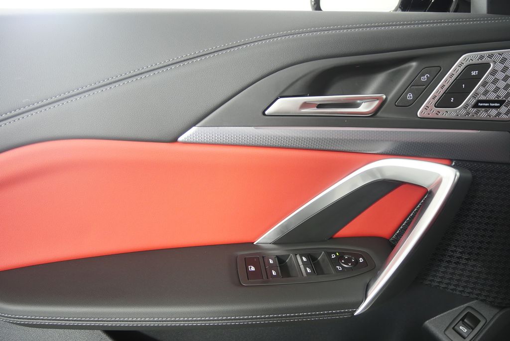 Thumbnail: 2025 BMW X1 - 8