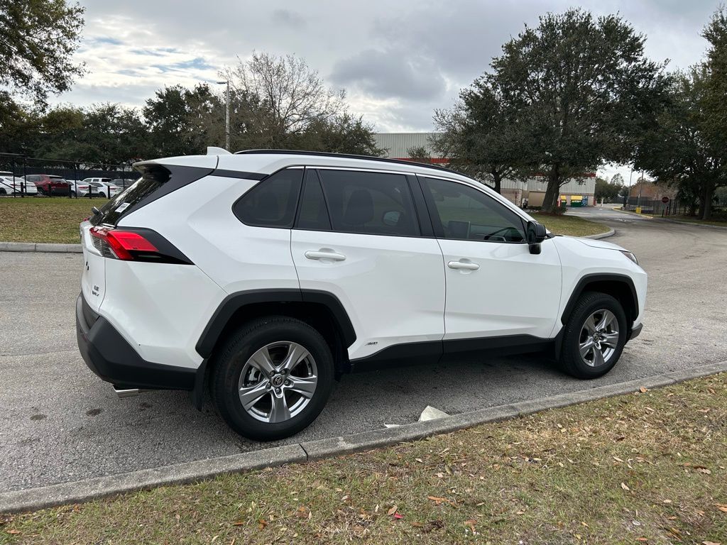 Thumbnail: 2025 Toyota RAV4 - 5