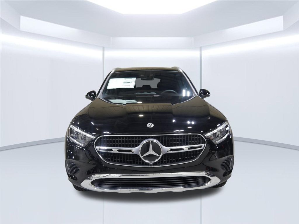 Thumbnail: 2026 Mercedes-Benz GLC - 8