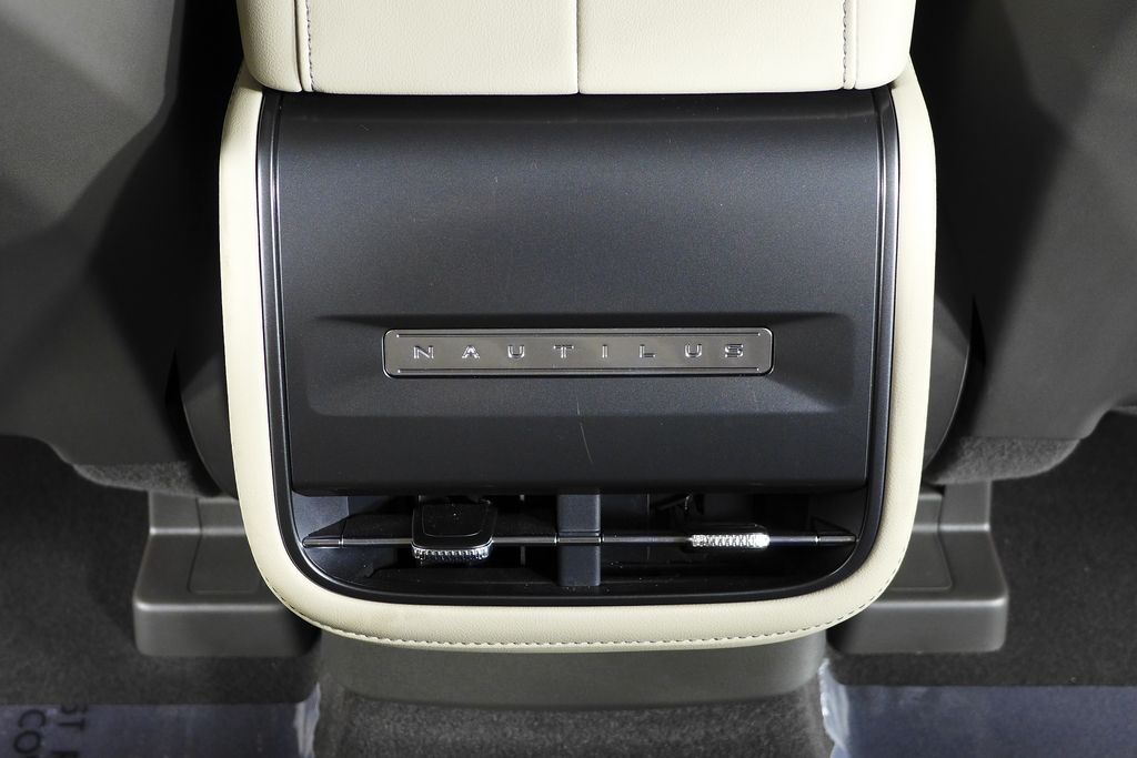 2024 Lincoln Nautilus Premiere 23