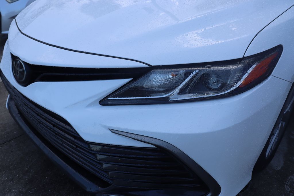 2023 Toyota Camry LE 3