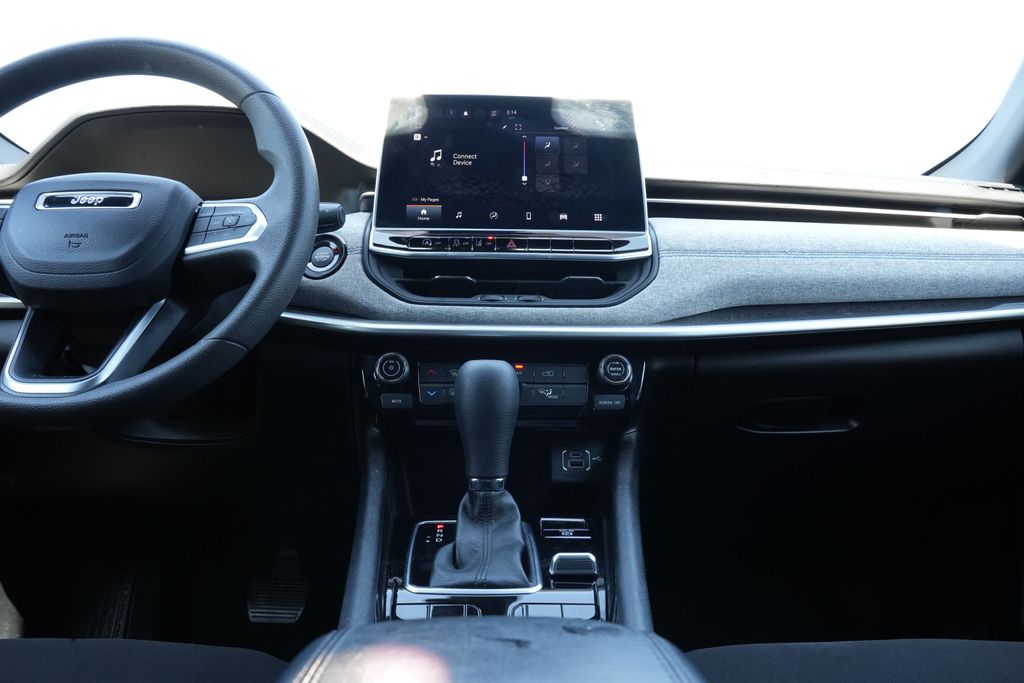 2023 Jeep Compass Sport - 10