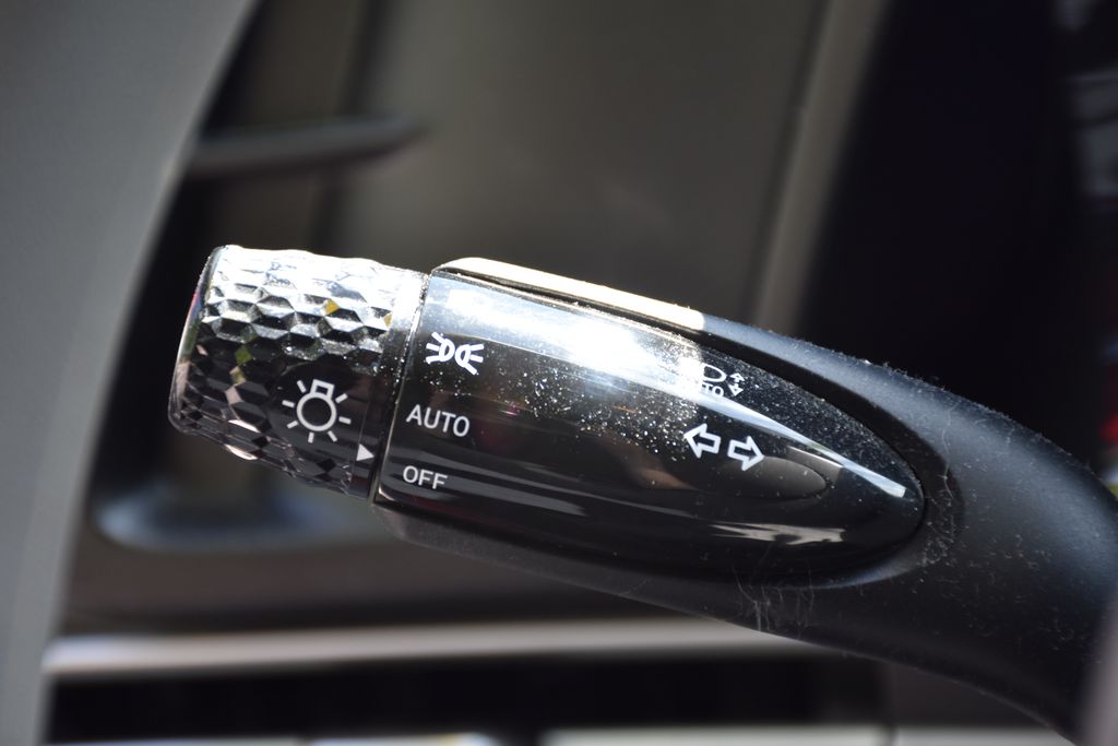 Thumbnail: 2023 Hyundai Elantra - 20