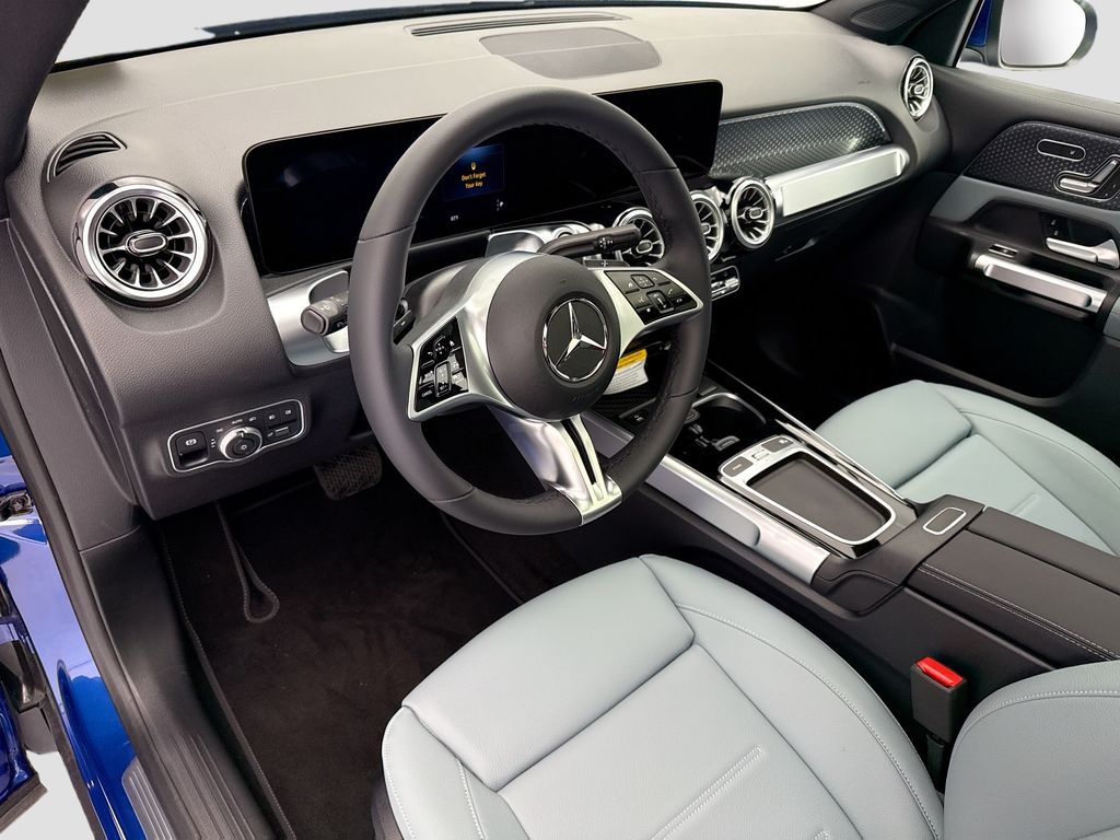 Thumbnail: 2026 Mercedes-Benz GLB - 10