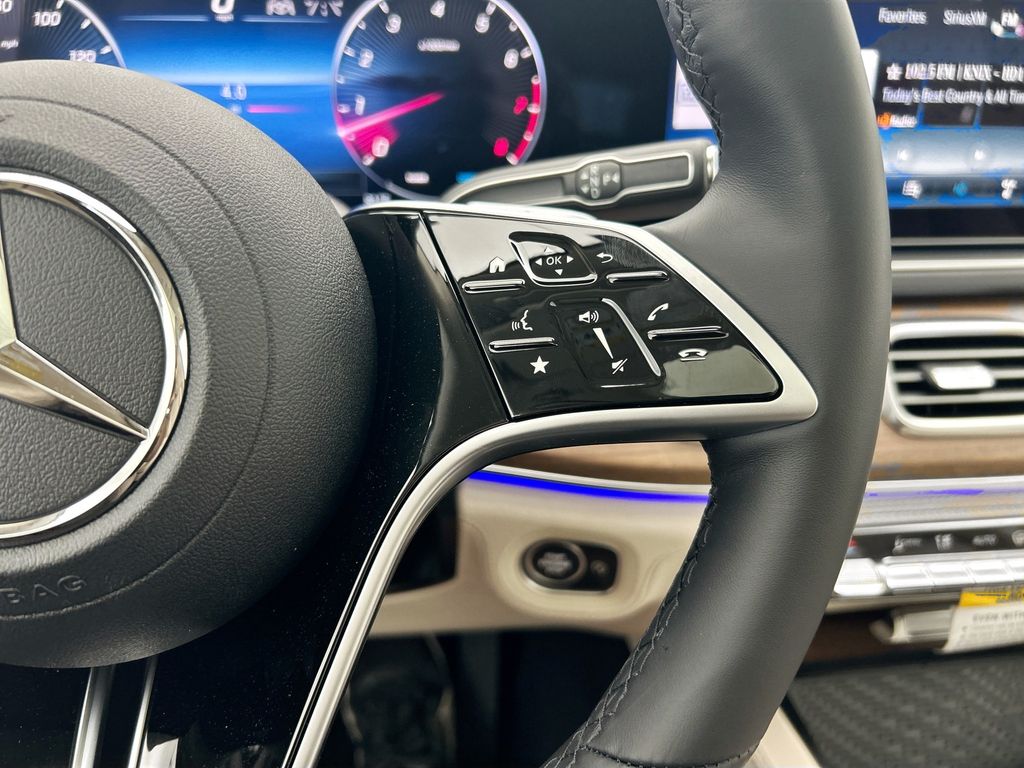 Thumbnail: 2026 Mercedes-Benz GLE - 12