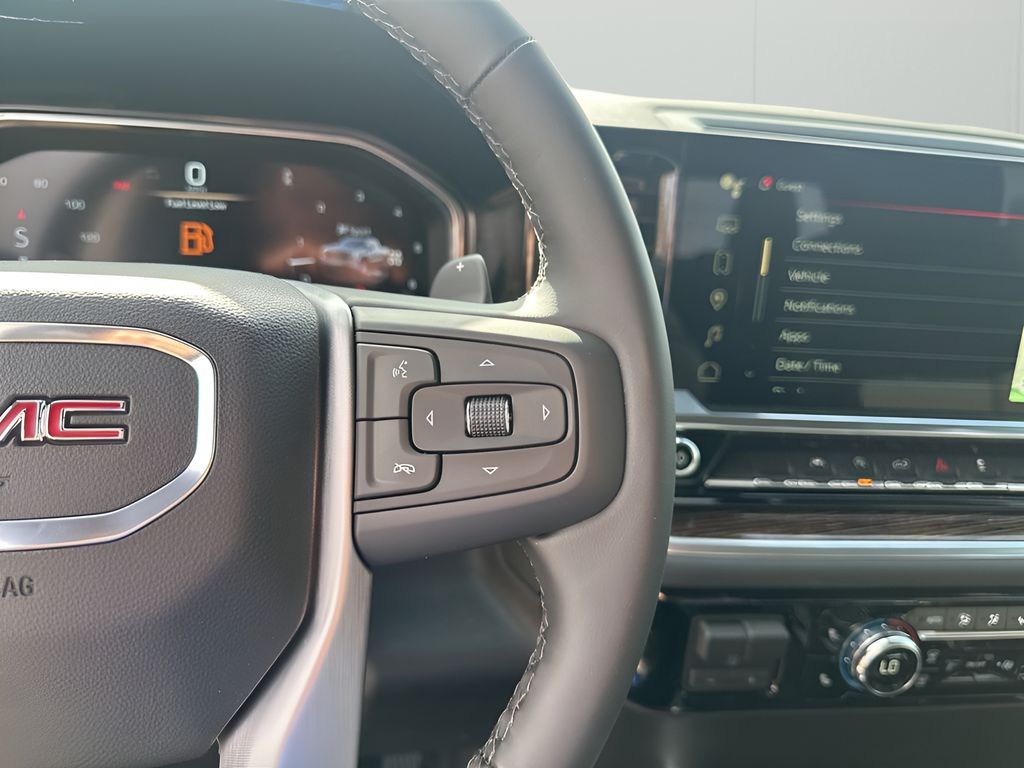 New 2026 White GMC Elevation image 31