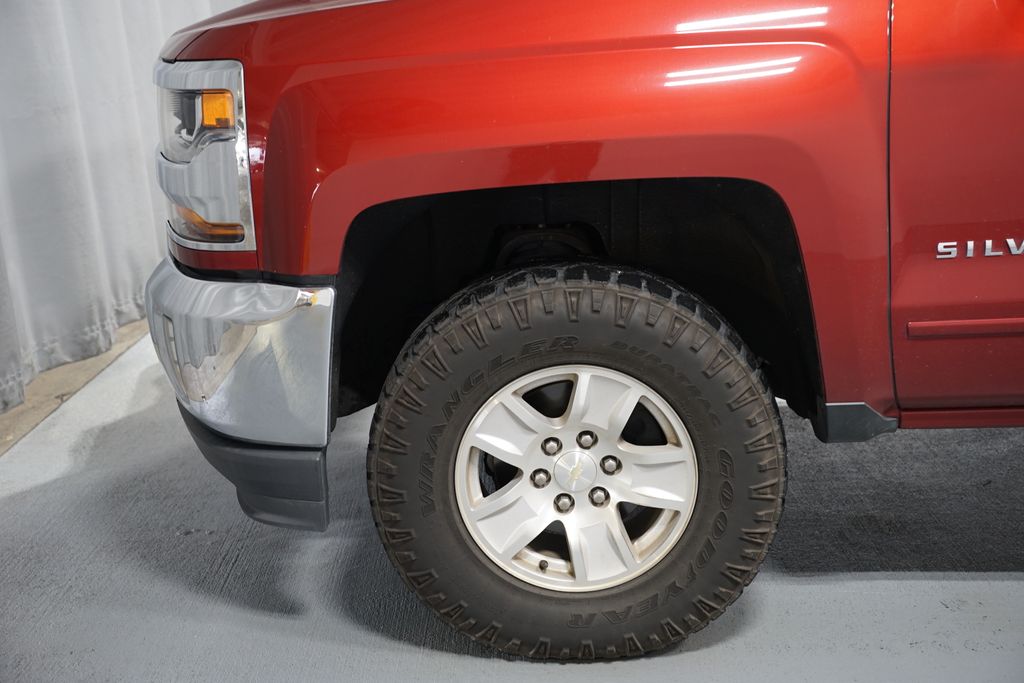 Thumbnail: 2018 Chevrolet Silverado 1500 - 5