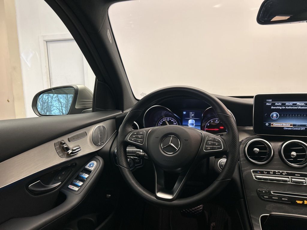 Thumbnail: 2019 Mercedes-Benz GLC - 24