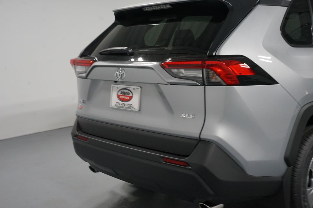 Thumbnail: 2025 Toyota RAV4 - 9