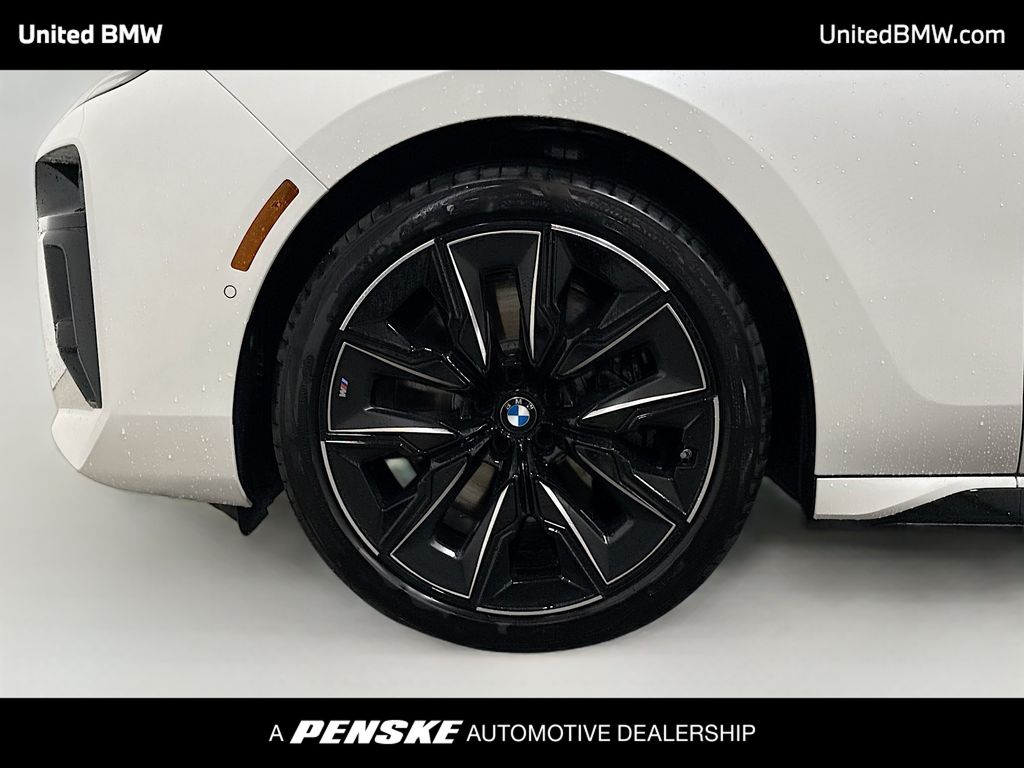 Thumbnail: 2026 BMW 7 Series - 2