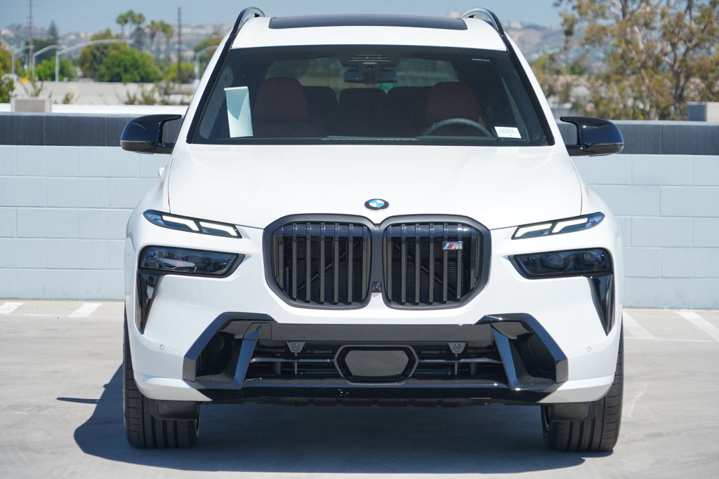 Thumbnail: 2027 BMW X7 - 2